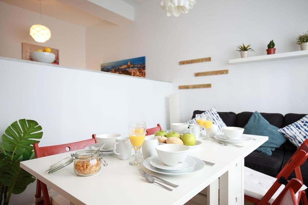 Nuevo Estudio Centro Sevilla. Ac/Wifi Castellar 56 Buitenkant foto